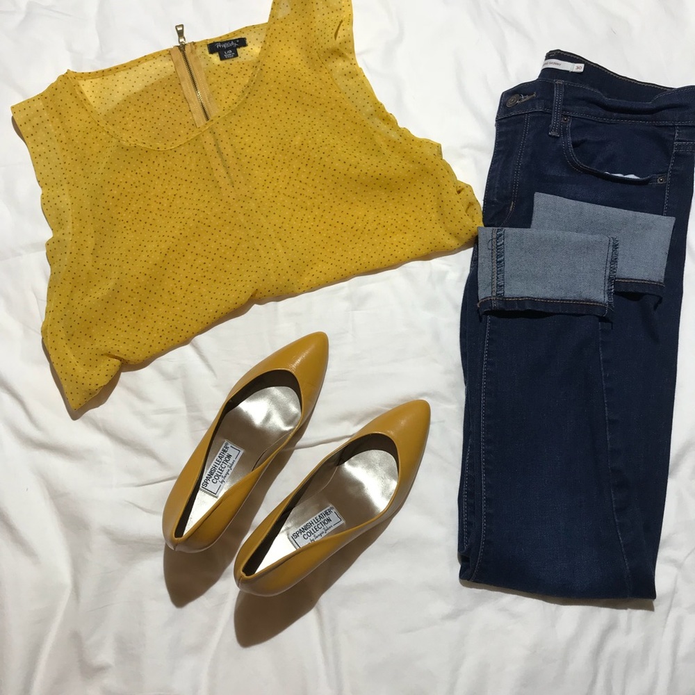 Vintage Sergio Zelcer mustard heels